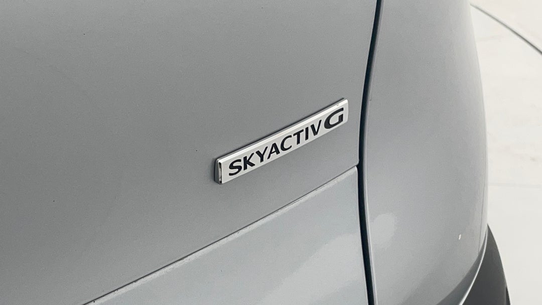 Badge (Boot Right Side)