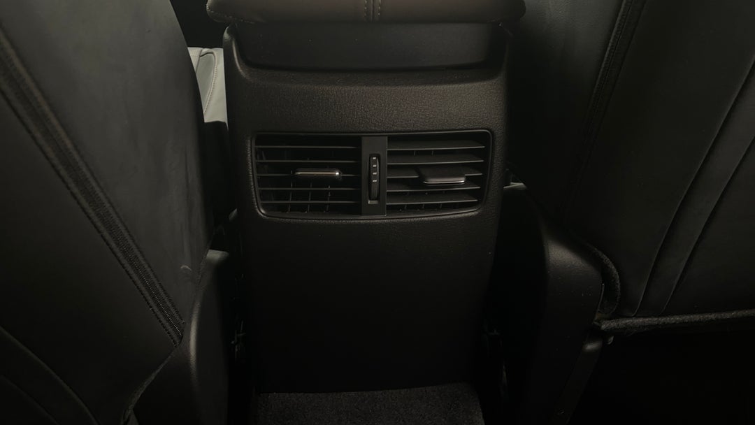 Rear A/C Vent