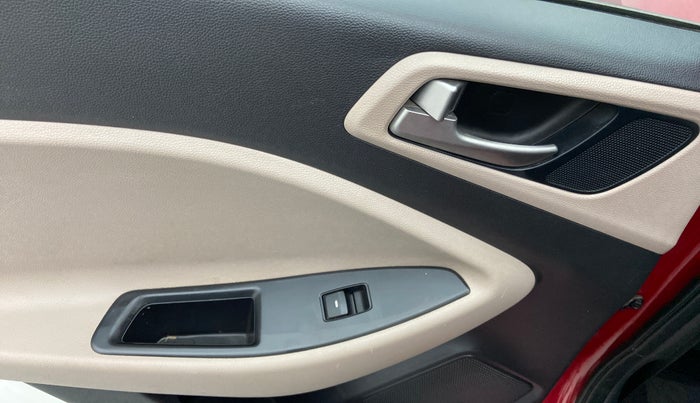 2015 Hyundai Elite i20 SPORTZ 1.2, Petrol, Manual, 52,266 km, Left rear window switch / handle - Switch/handle not functional