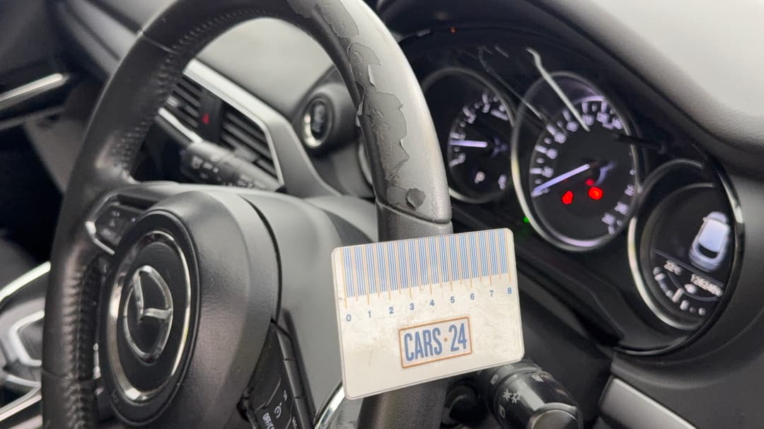 2017 Mazda CX-9 Touring (FWD), Automatic, 126240 km, Steering Wheel Body Wear