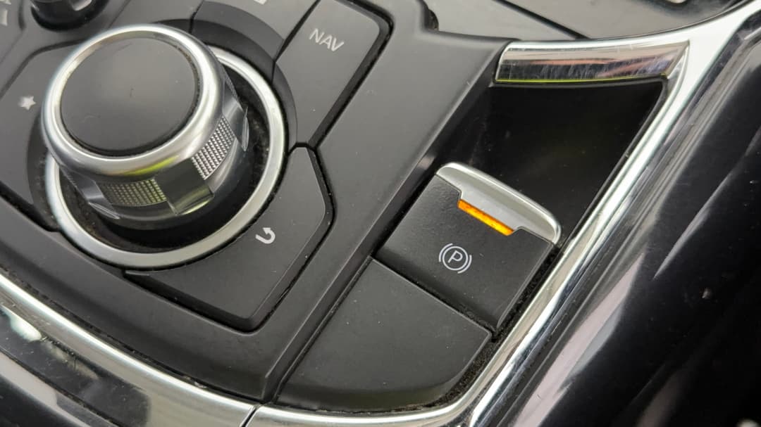 2017 Mazda CX-9 Touring (FWD), Automatic, 126240 km, Handbrake