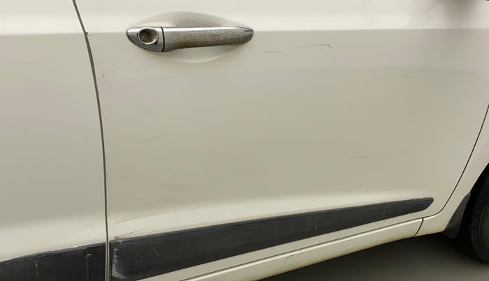 2015 Hyundai Xcent S 1.2, Petrol, Manual, 33,138 km, Driver-side door - Slightly dented