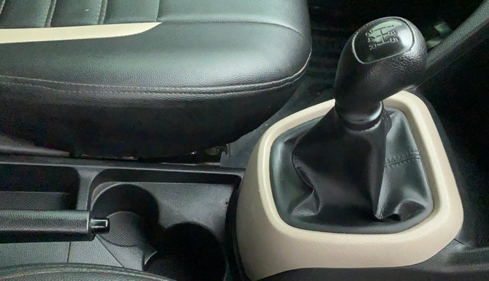2019 Hyundai Grand i10 MAGNA 1.2 KAPPA VTVT, Petrol, Manual, 29,006 km, Gear Lever