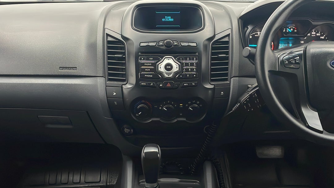 2017 Ford Ranger Xl 3.2 Plus (4x4), Automatic, 76892 km, Center Console