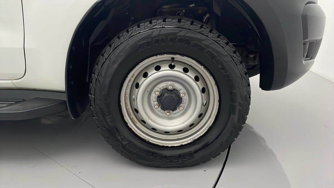 2017 Ford Ranger Xl 3.2 Plus (4x4), Automatic, 76892 km, Right Front Wheel