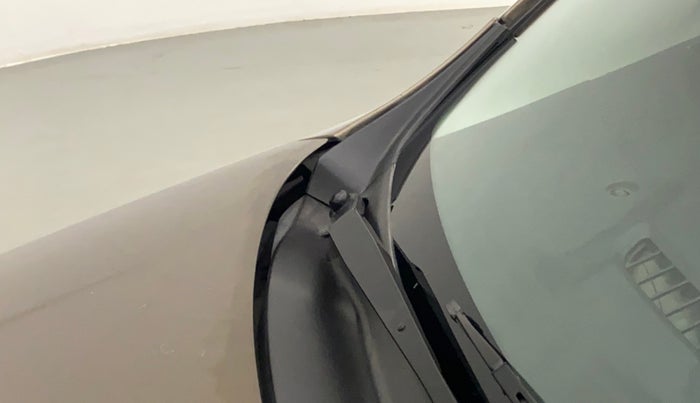 2017 Maruti Wagon R 1.0 VXI+ AMT, Petrol, Automatic, 49,006 km, Bonnet (hood) - Cowl vent panel has minor damage