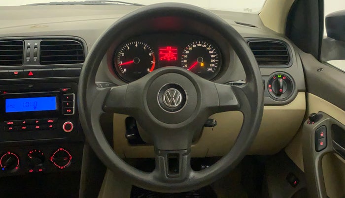 2012 Volkswagen Vento COMFORTLINE 1.6, Petrol, Manual, 82,410 km, Steering Wheel Close Up