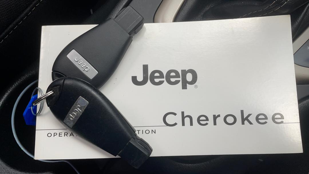 2015 Jeep Cherokee Sport (4x2), Automatic, 106747 km, Key Close-up