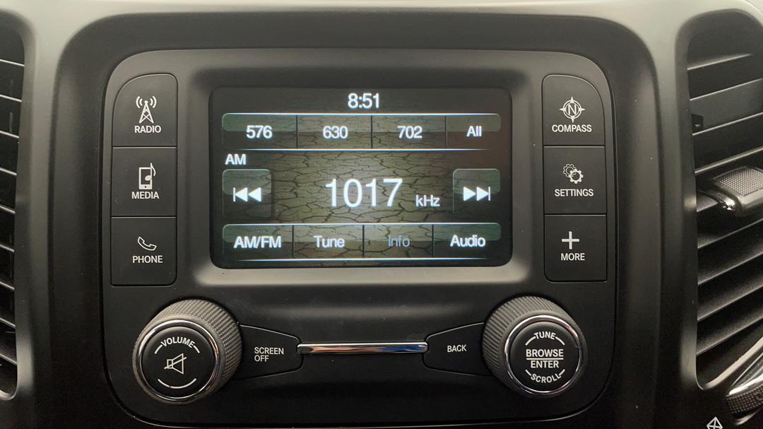 2015 Jeep Cherokee Sport (4x2), Automatic, 106747 km, Infotainment System