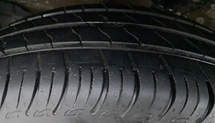 2020 Maruti S PRESSO VXI CNG, CNG, Manual, 30,516 km, Left Rear Tyre Tread