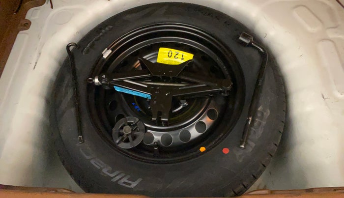 2019 Hyundai VENUE SX 1.0 TURBO, Petrol, Manual, 60,258 km, Spare Tyre