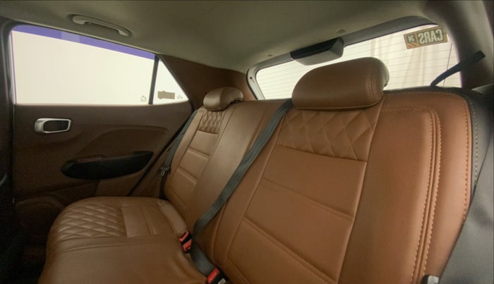 2019 Hyundai VENUE SX 1.0 TURBO, Petrol, Manual, 60,258 km, Right Side Rear Door Cabin