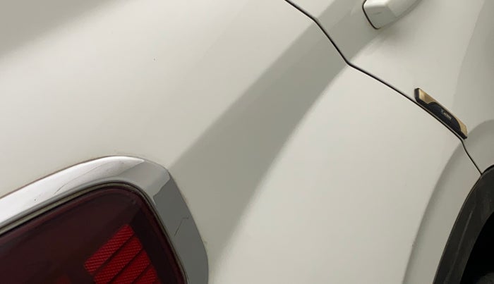 2019 Hyundai VENUE SX 1.0 TURBO, Petrol, Manual, 60,258 km, Right quarter panel - Minor scratches