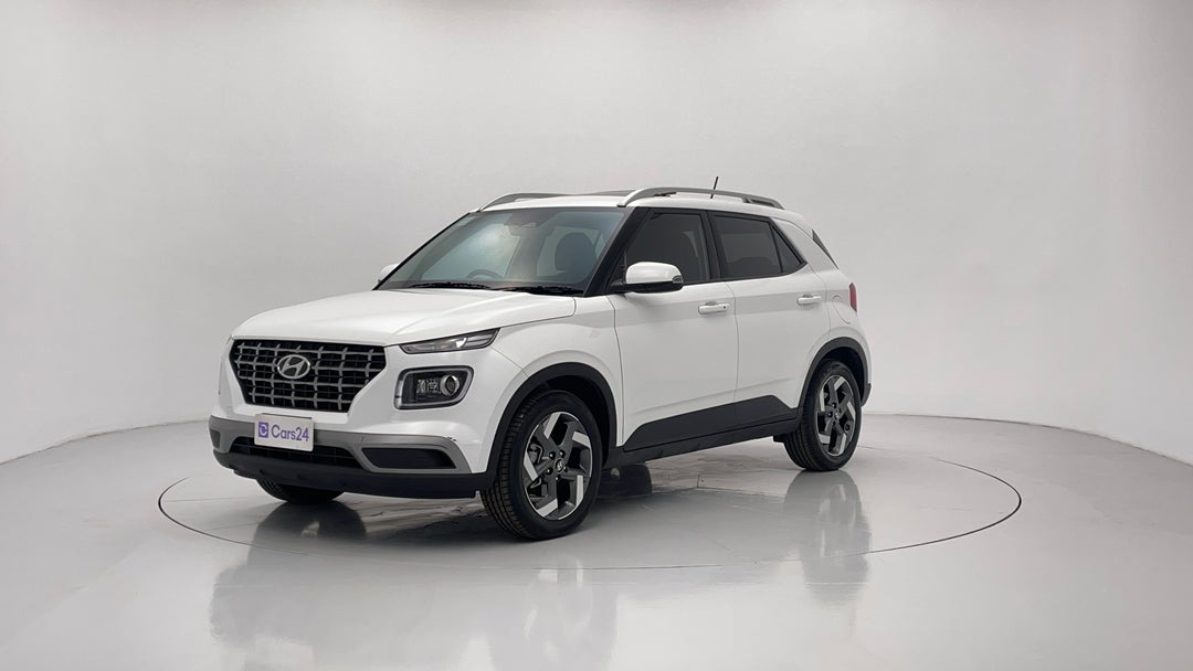 2023 Hyundai Venue Elite (black) Sunroof, Automatic, 15756 km, Left Front Diagonal (45- Degree) View