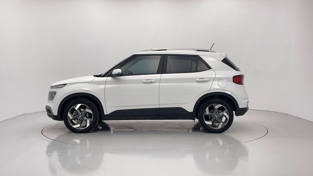 2023 Hyundai Venue Elite (black) Sunroof, Automatic, 15756 km, Left Side View