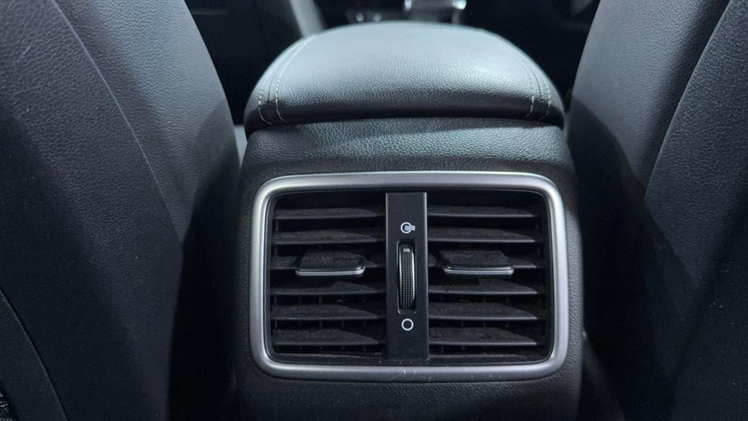 Rear A/C Vent
