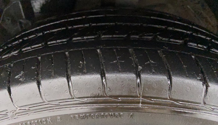 2019 MG HECTOR SHARP 2.0 DIESEL, Diesel, Manual, 39,475 km, Left Front Tyre Tread