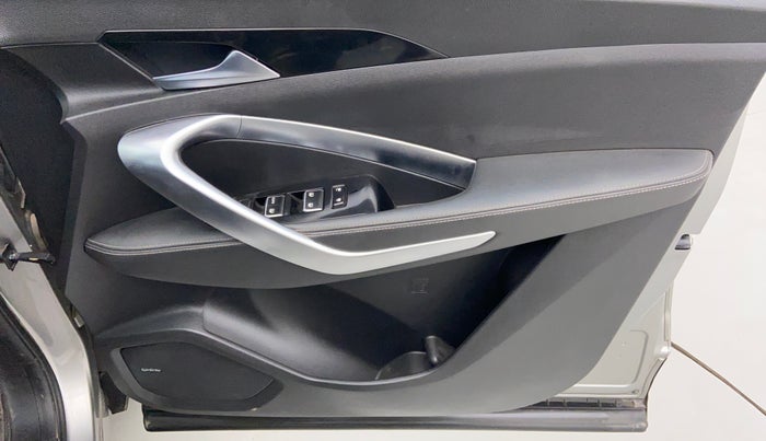 2019 MG HECTOR SHARP 2.0 DIESEL, Diesel, Manual, 39,475 km, Driver Side Door Panels Control