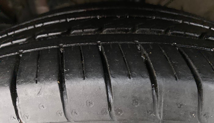 2020 KIA SELTOS HTX 1.5 DIESEL, Diesel, Manual, 16,510 km, Left Front Tyre Tread