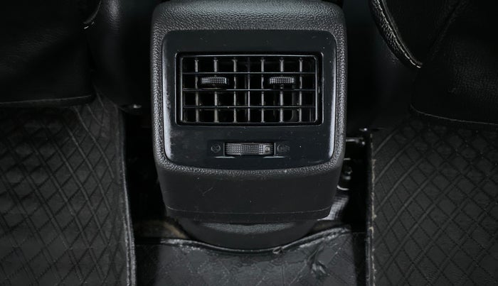 2016 Hyundai Grand i10 SPORTZ 1.1 CRDI, Diesel, Manual, 44,691 km, Rear AC Vents