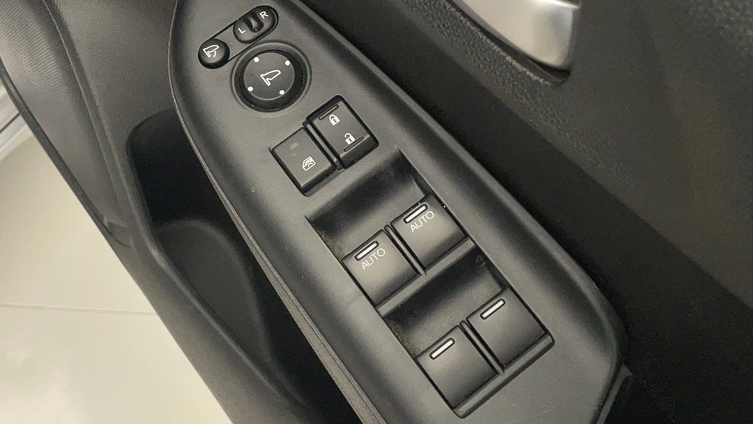 2016 Honda Jazz Vti-s, Automatic, 96013 km, Drivers Side Door Panel Controls