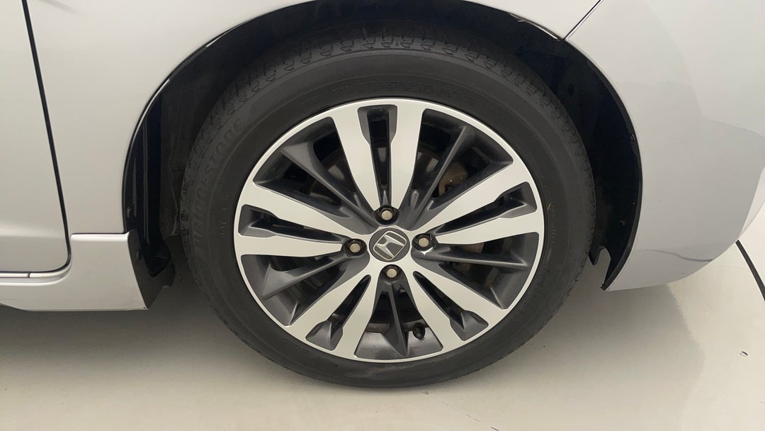 2016 Honda Jazz Vti-s, Automatic, 96013 km, Right Front Wheel