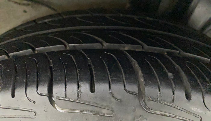 2019 Hyundai NEW SANTRO SPORTZ CNG, CNG, Manual, 69,189 km, Left Rear Tyre Tread