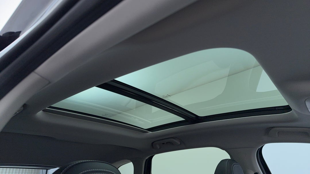 Interior Sunroof/Moonroof