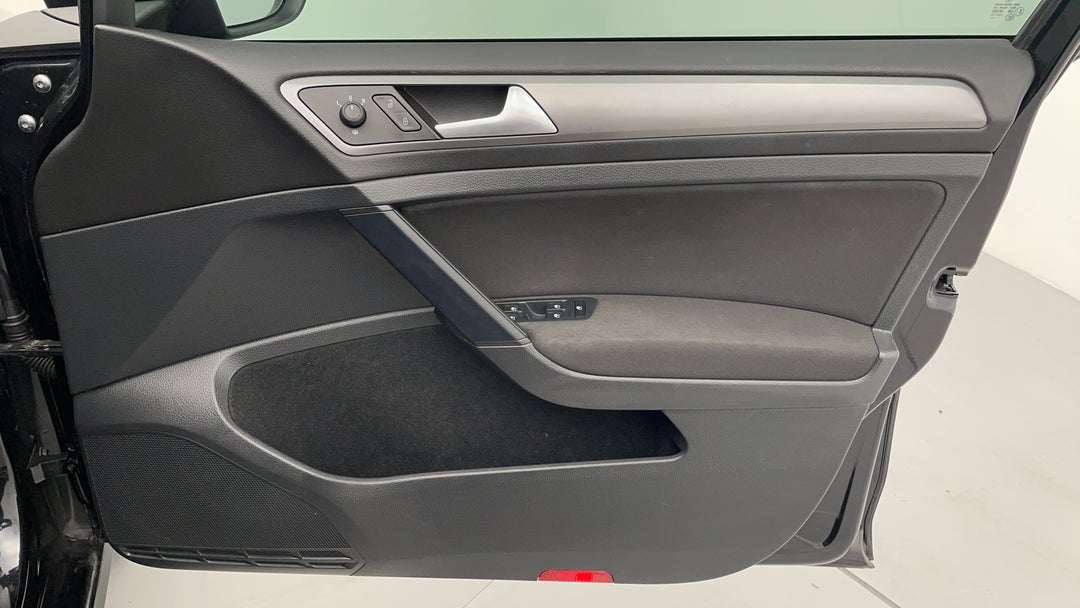 2016 Volkswagen Golf 92 Tsi Trendline, Automatic, 60734 km, Speaker View