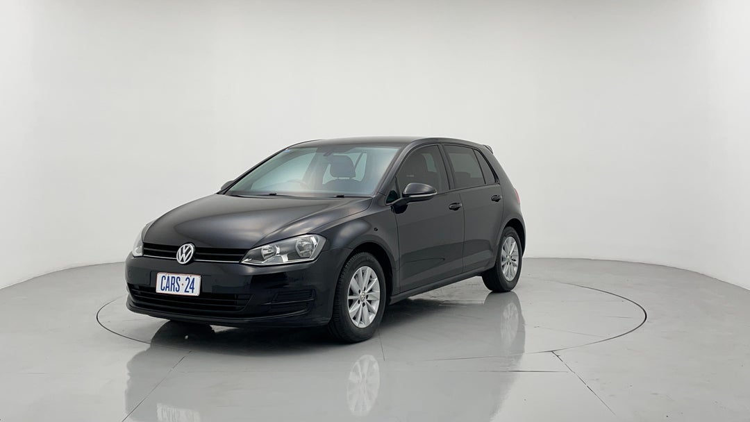 2016 Volkswagen Golf 92 Tsi Trendline, Automatic, 60734 km, Left Front Diagonal (45- Degree) View