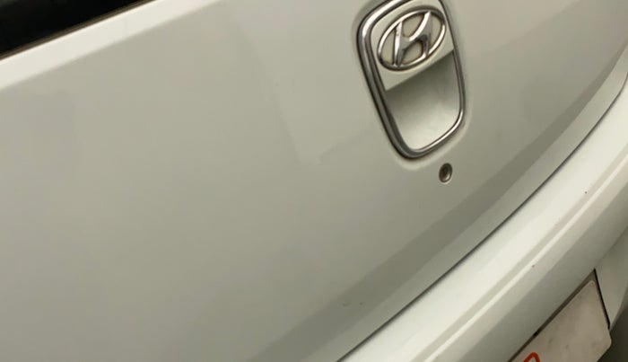 2013 Hyundai i10 MAGNA 1.1, Petrol, Manual, 47,502 km, Dicky (Boot door) - Minor scratches