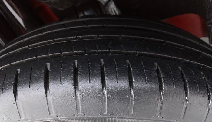 2018 Maruti Swift ZXI+, Petrol, Manual, 34,778 km, Right Rear Tyre Tread