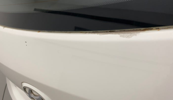 2012 Hyundai i20 SPORTZ 1.2, Petrol, Manual, 1,06,230 km, Dicky (Boot door) - Slightly rusted