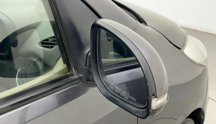 2011 Hyundai i10 MAGNA 1.2, Petrol, Manual, 1,14,720 km, Right rear-view mirror - Mirror motor not working