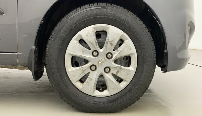 2011 Hyundai i10 MAGNA 1.2, Petrol, Manual, 1,14,720 km, Right Front Wheel
