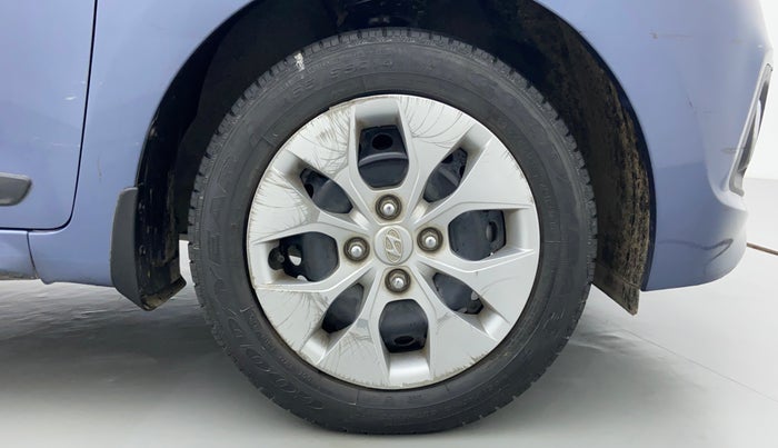 2015 Hyundai Xcent S 1.2, Petrol, Manual, 48,128 km, Right Front Wheel