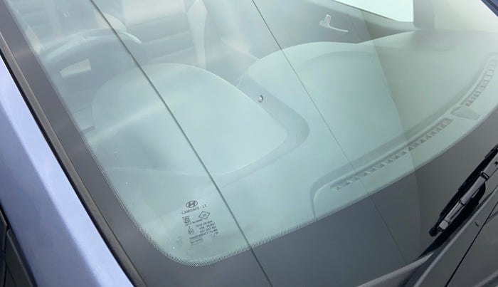 2015 Hyundai Xcent S 1.2, Petrol, Manual, 48,128 km, Front windshield - Minor spot on windshield