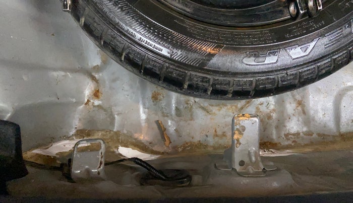 2015 Hyundai Xcent S 1.2, Petrol, Manual, 48,128 km, Boot floor - Slight discoloration