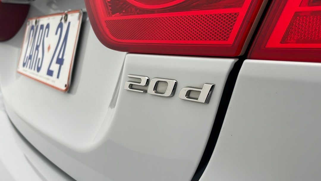 Badge (Boot Right Side)