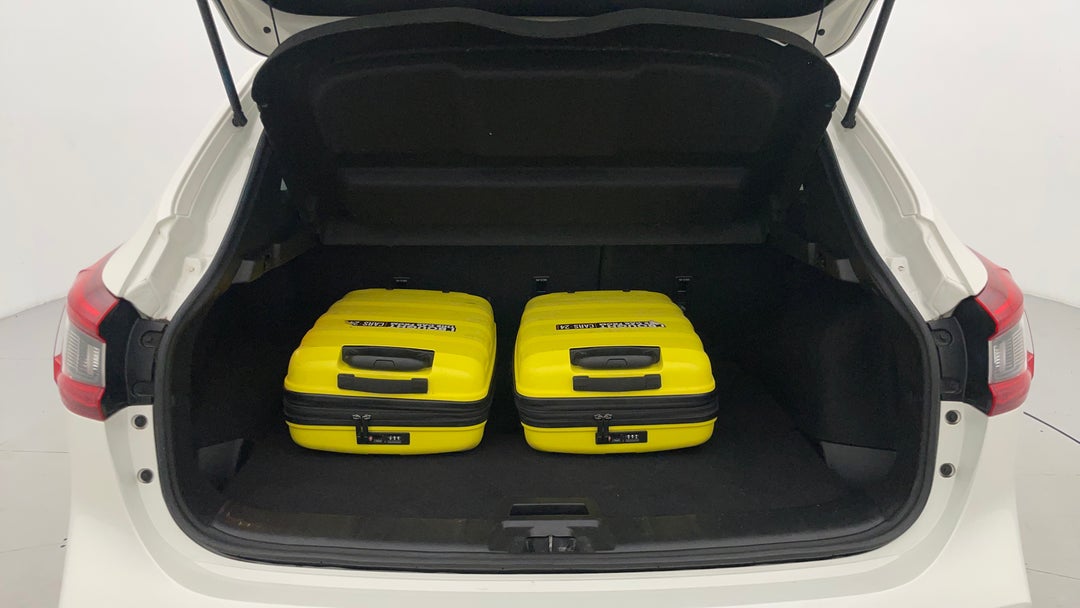 2018 Nissan Qashqai Ti, Automatic, 144384 km, Boot Inside View with Luggage