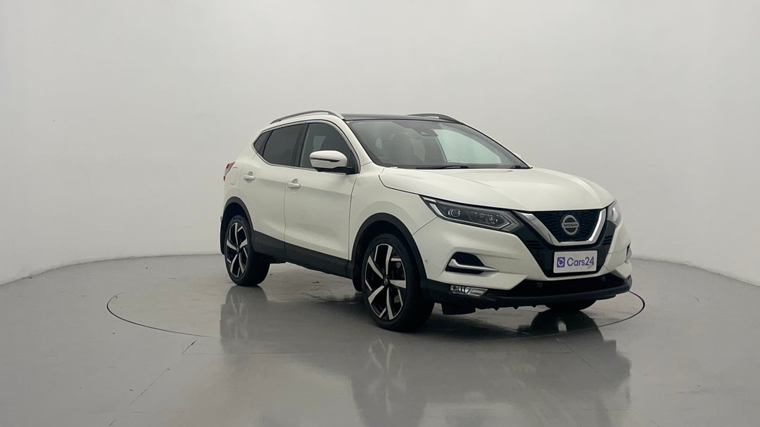 2018 Nissan Qashqai Ti, Automatic, 144384 km, Right Front Diagonal (45- Degree) View