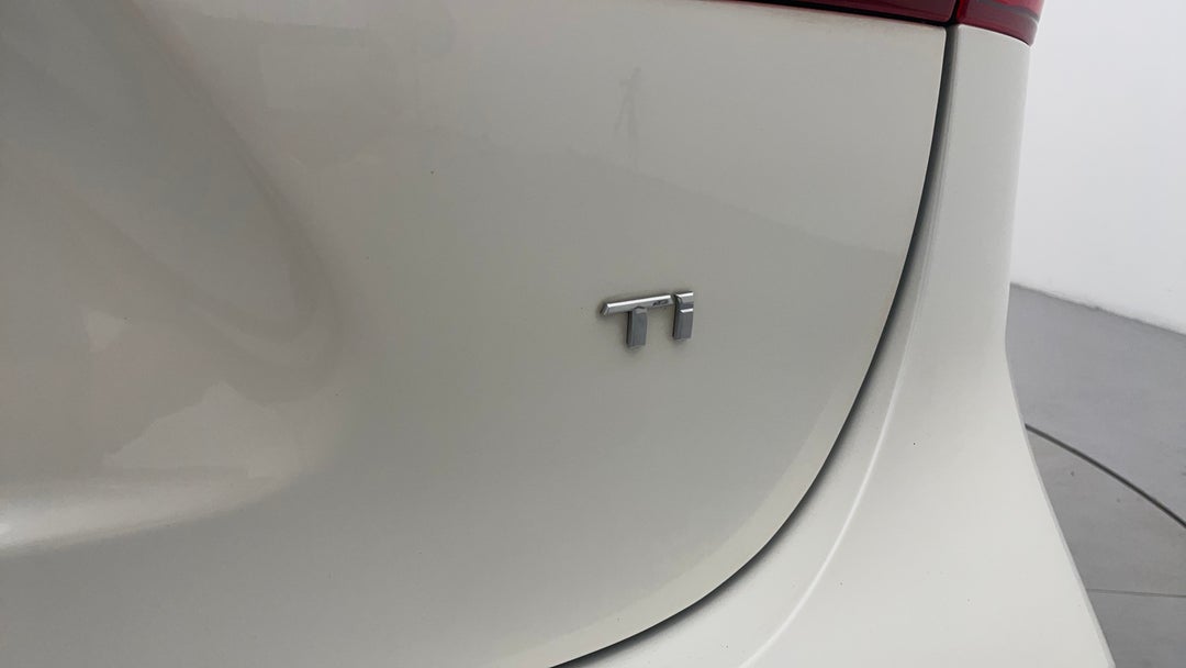 2018 Nissan Qashqai Ti, Automatic, 144384 km, Badge (Boot Right Side)