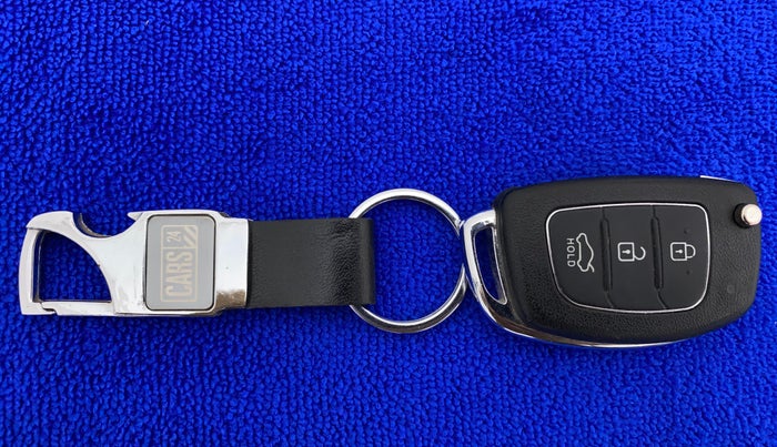 2013 Hyundai i20 MAGNA (O) 1.2, Petrol, Manual, 62,217 km, Key Close Up