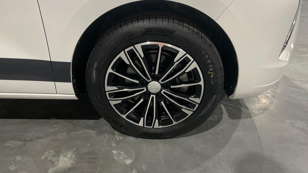 2023 GWM Haval Jolion Ultra Hybrid, Automatic, 44873 km, Right Front Wheel