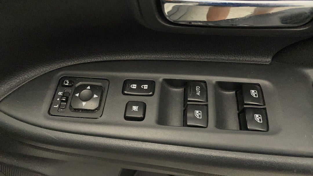 Drivers Side Door Panel Controls