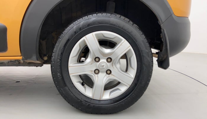 2019 Renault TRIBER 1.0 RXZ, Petrol, Manual, 16,471 km, Left Rear Wheel