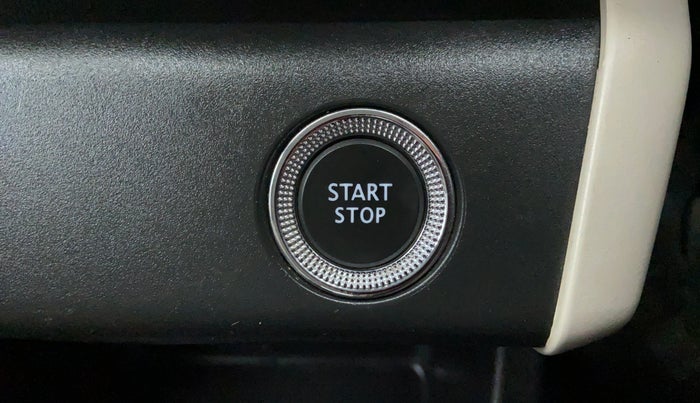 2019 Renault TRIBER 1.0 RXZ, Petrol, Manual, 16,471 km, Push Start Button