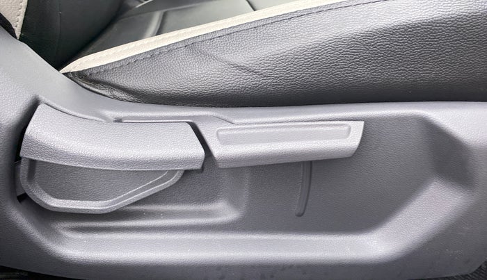 2021 Hyundai GRAND I10 NIOS SPORTZ PETROL, Petrol, Manual, 2,024 km, Driver Side Adjustment Panel