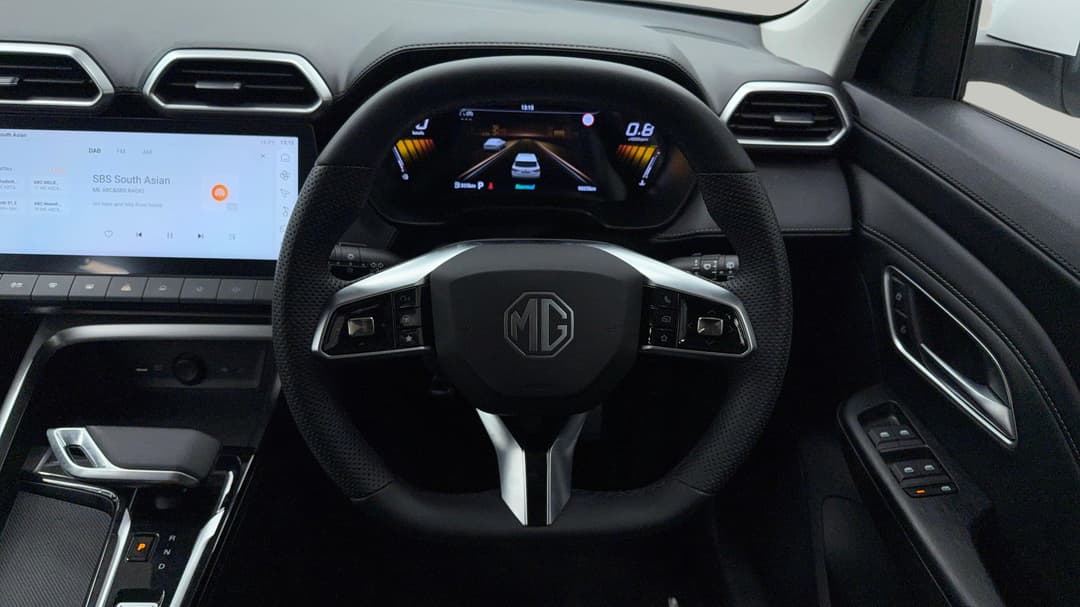 2025 MG ZS Essence Turbo, Automatic, 9005 km, Steering Wheel Close-up
