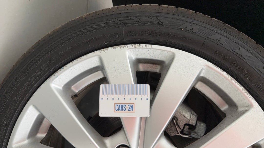 Wheels Rim Front LHS Gutter Rash